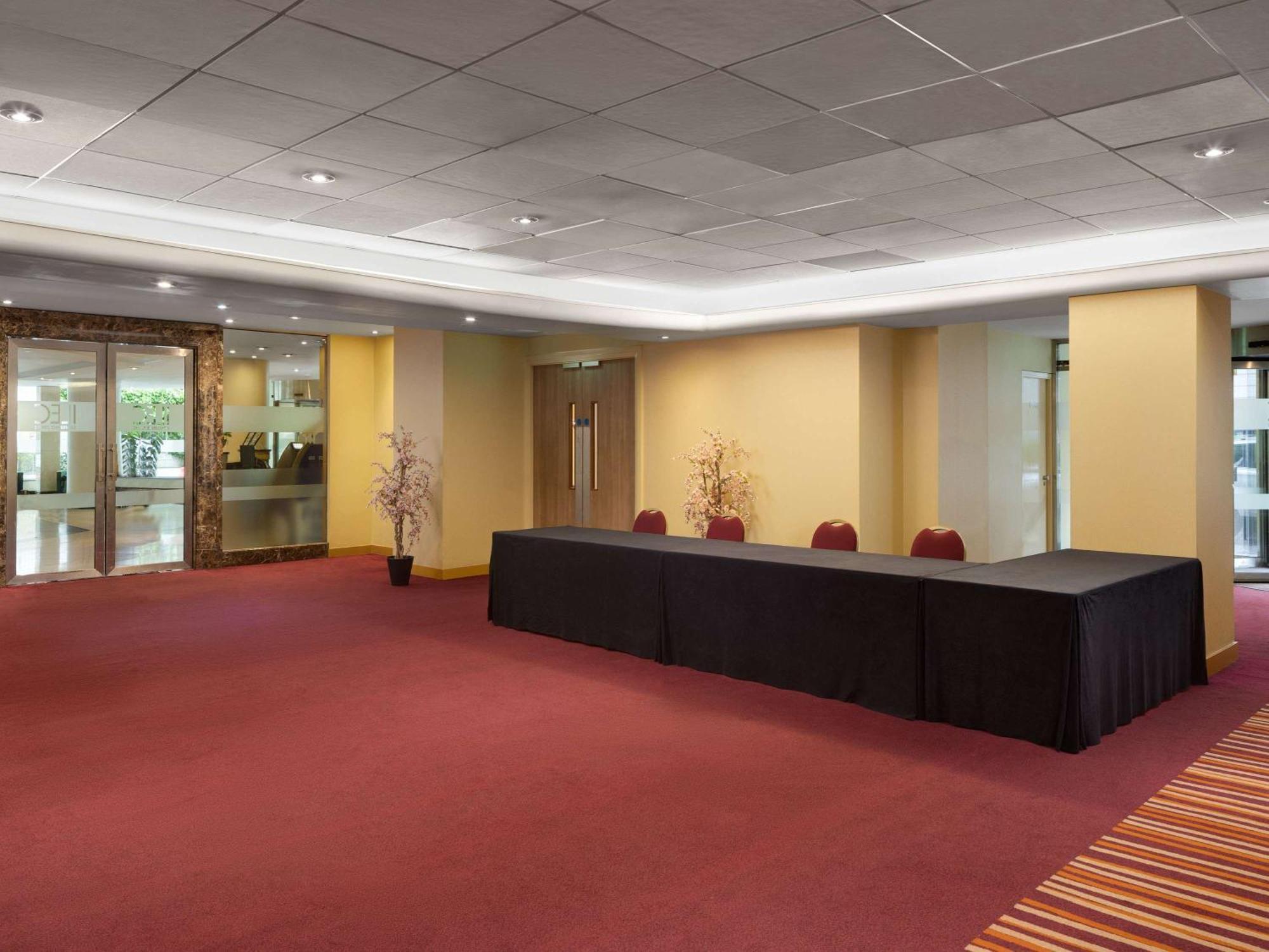 Hotel Ibis London Earls Court Esterno foto